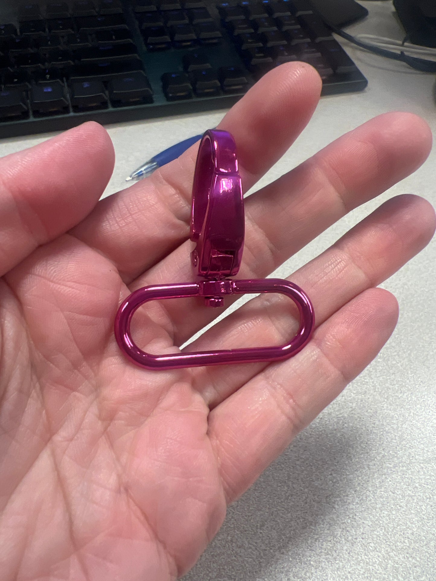 Swivel Hook 38mm (1.5 in) Bag Hardware - RoseRed
