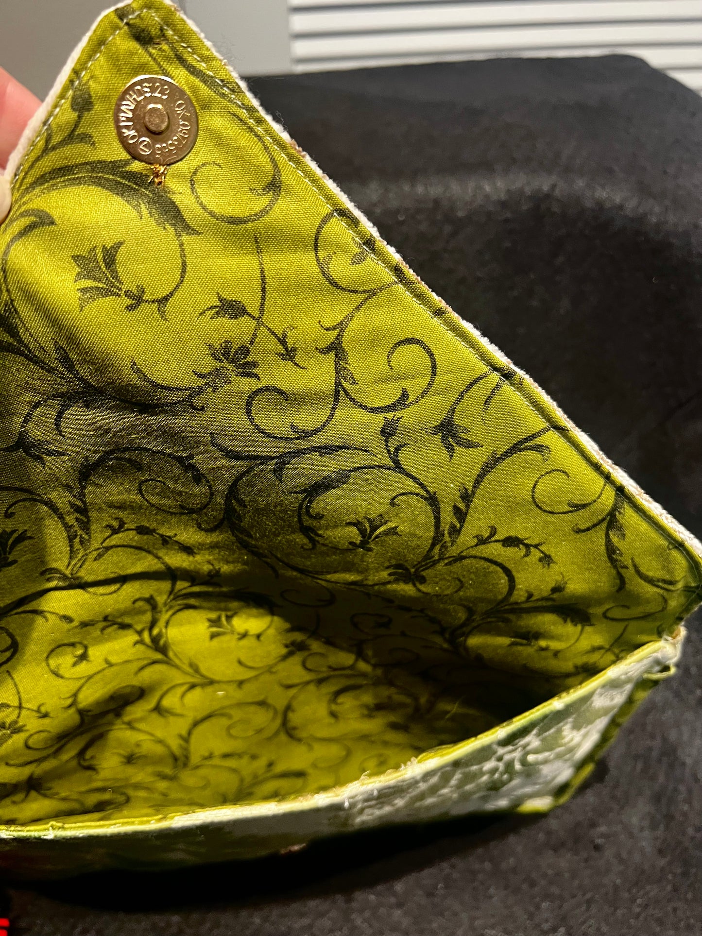 Envelope Purse LUCKY YEAR Gold and Green Brocade