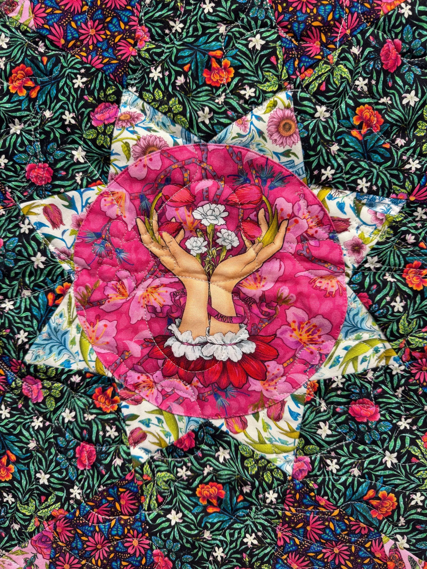 RR249 Flower Go Round Skinny Robin Quilt Pattern