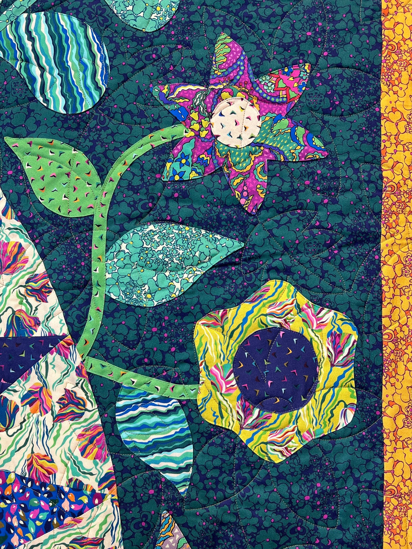 RR241 Radiant Garden Fat Robin Quilt Pattern