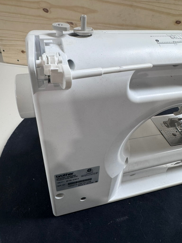 BROTHER XR 3340 Sewing Machine Good Condition USED