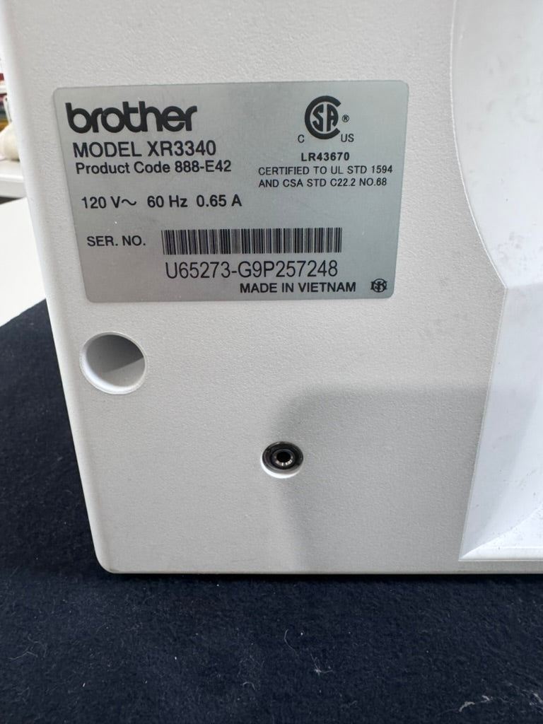 BROTHER XR 3340 Sewing Machine Good Condition USED