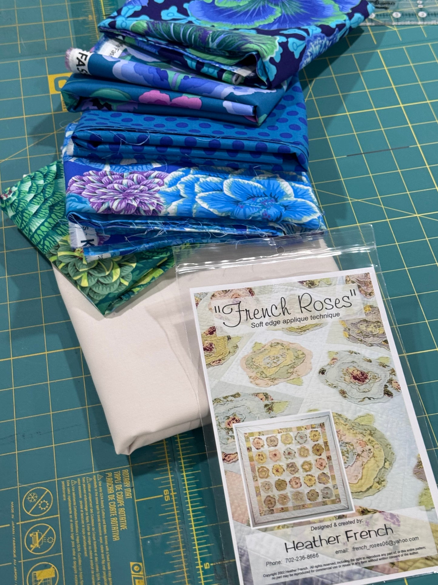 French Roses Kaffe Fassett Fabric Kit - BLUE LAGOON