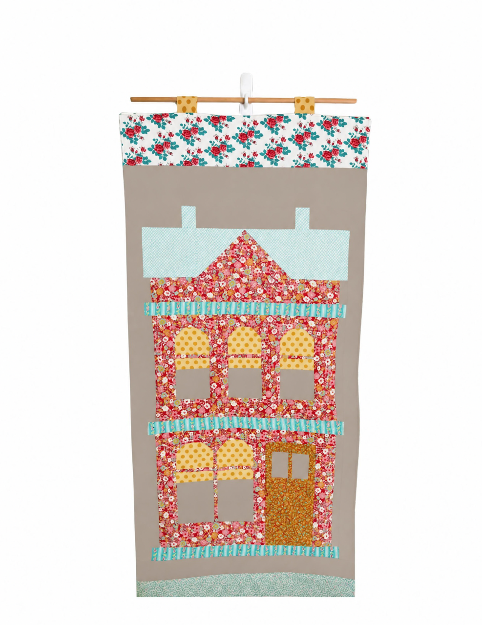 Tilda Village Life Wall Hanging Kit (Pre-Cut, Fabric Substitution)