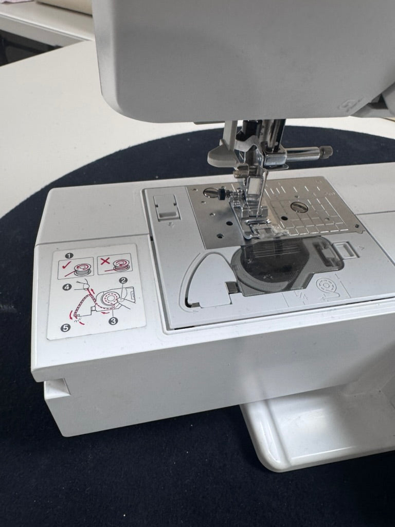 BROTHER XR 3340 Sewing Machine Good Condition USED