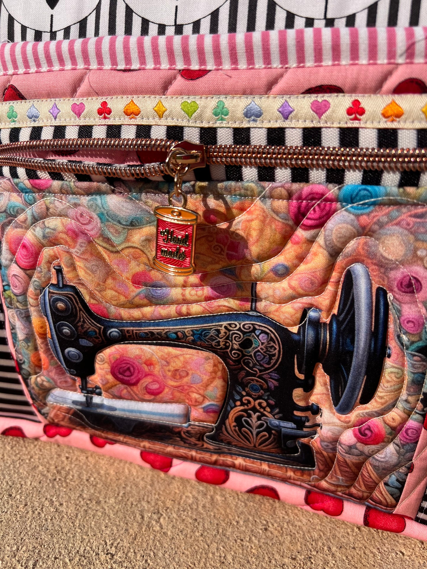 J Wecker Frisch Sewer’s Ultimate Travel Bag Hearts