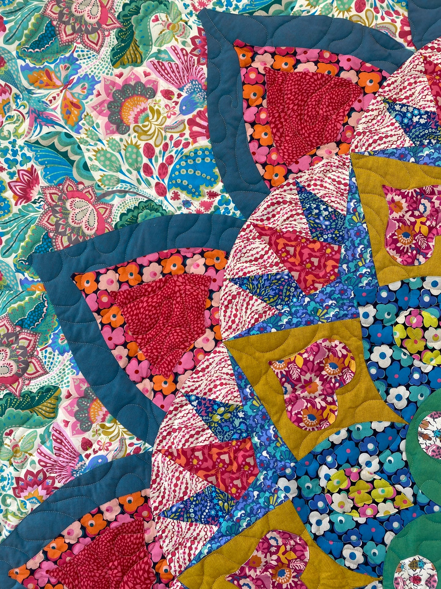 RR221 Eden's Flower Fat Robin and 32 Point Compass Quilt Pattern