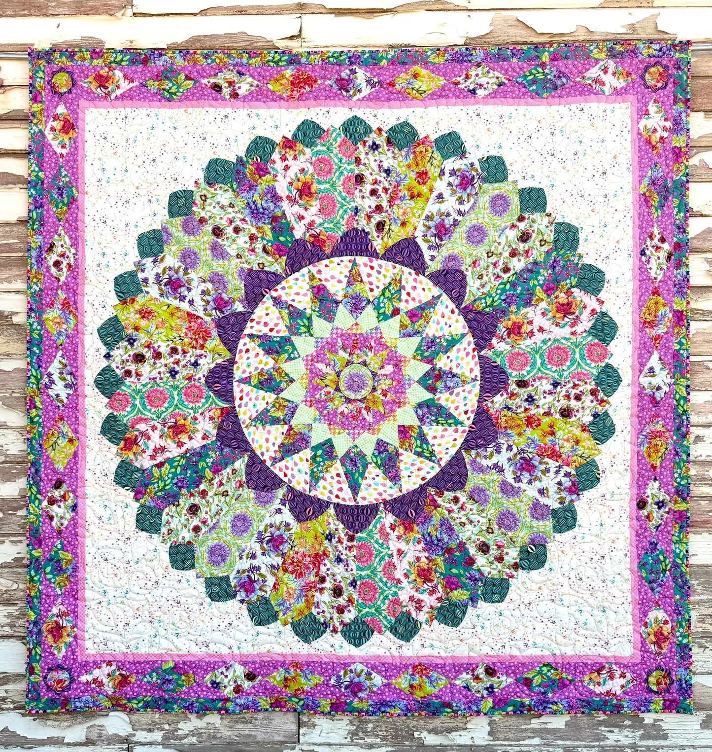 RR247 No Shrinking Violet Fat Robin Quilt Pattern