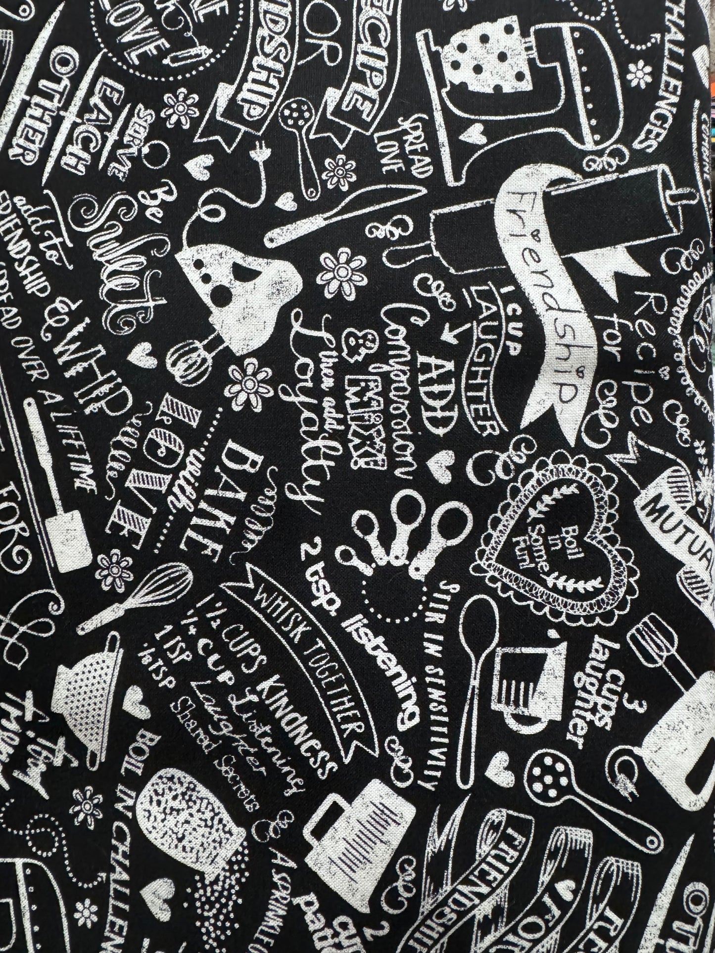 Timeless Treasures C3417 Black by the HALF YARD