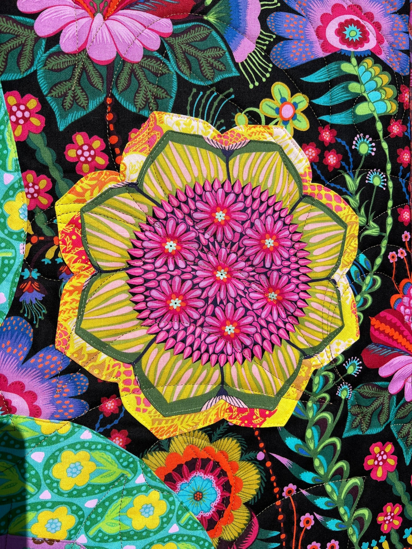 RR233 Flower Power Fat Robin Quilt Pattern