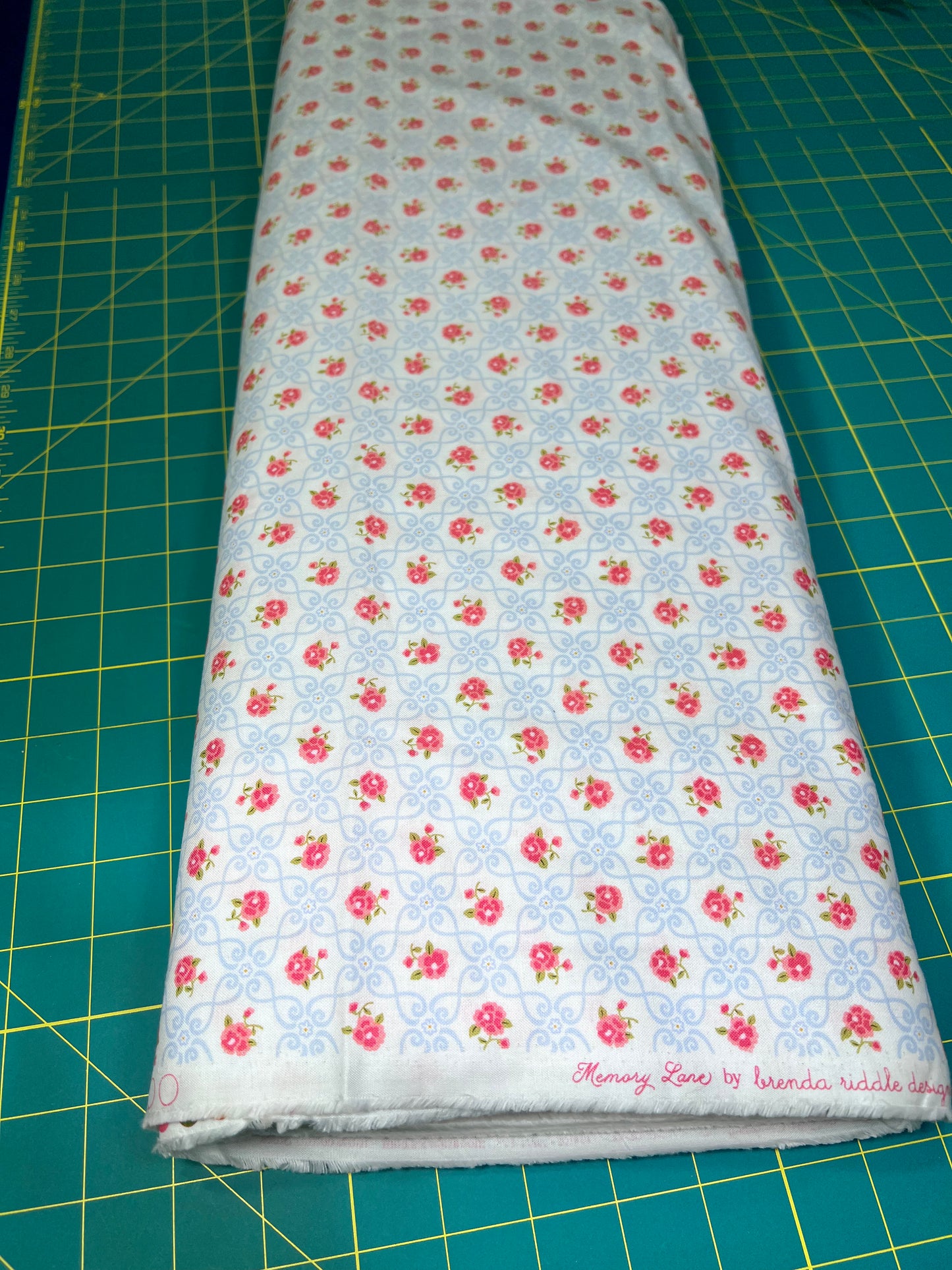 Memory Lane 187782-11 by Brenda Riddle Designs for Moda Fabrics