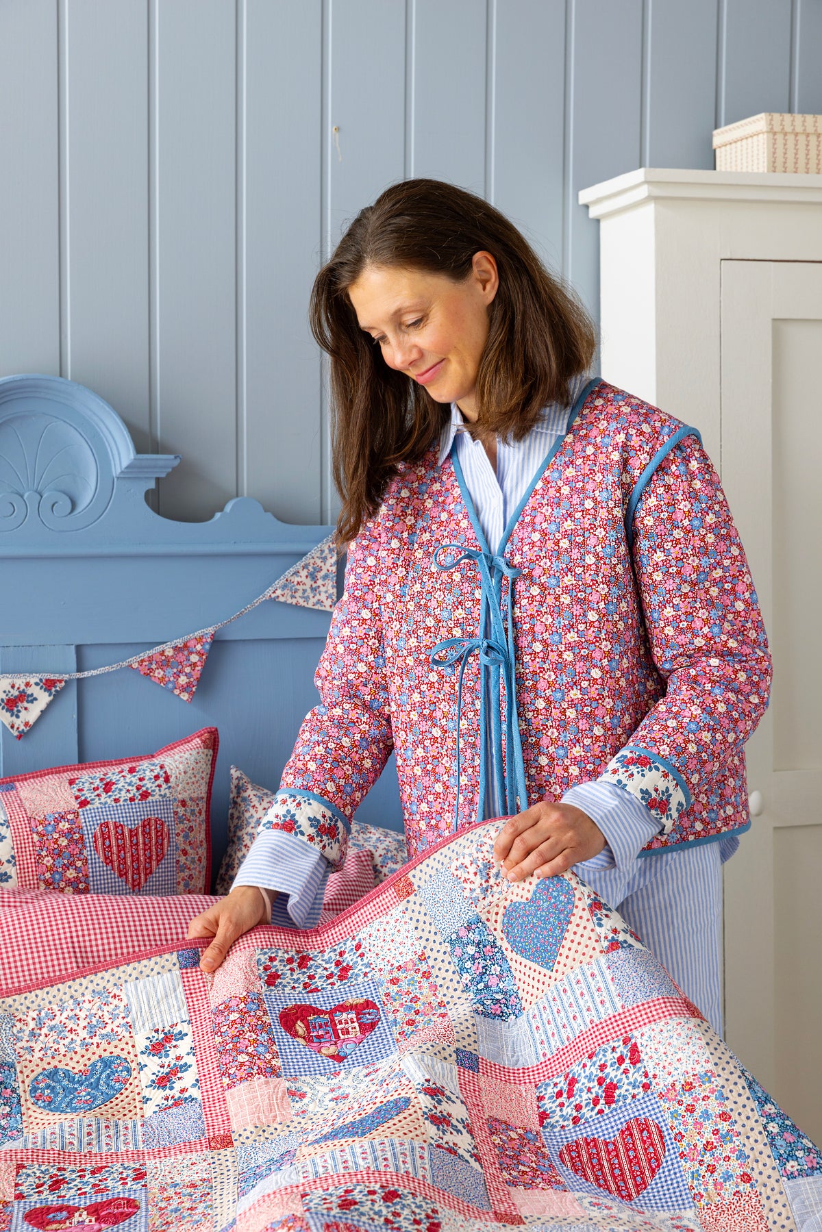 TIL300279 Tilda Village Life Fat Quarter Bundle 20 Fabrics Cotton Fabric